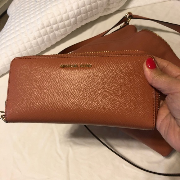 Wallet - Picture 2 of 4